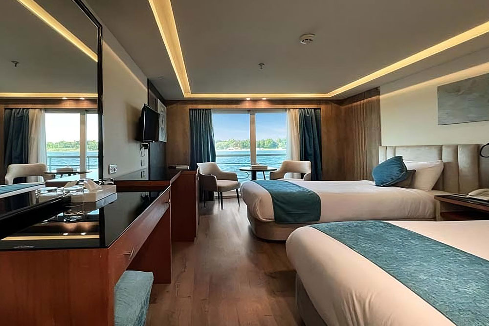 Royal Signature Nile Cruise: Luxurious Journey Through Egypt's Ancient Wonders . banner