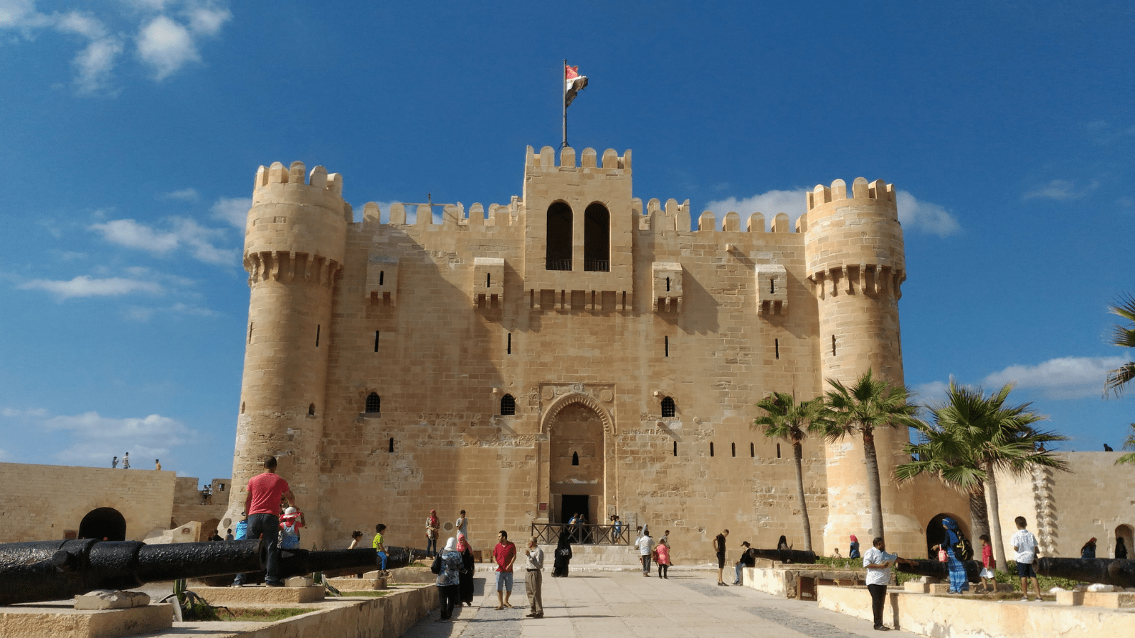 Ciudadela de Qaitbay junto al Mediterráneo en un tour de 6 días por Egipto
