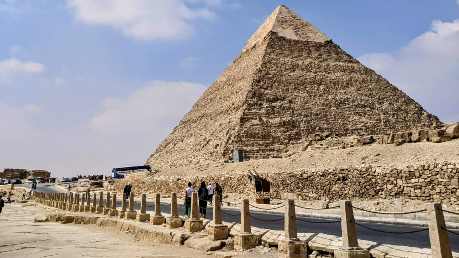 Cairo and Nile Cruise Itinerary: How to Combine Ancient Egypt with Scenic Sailing . banner