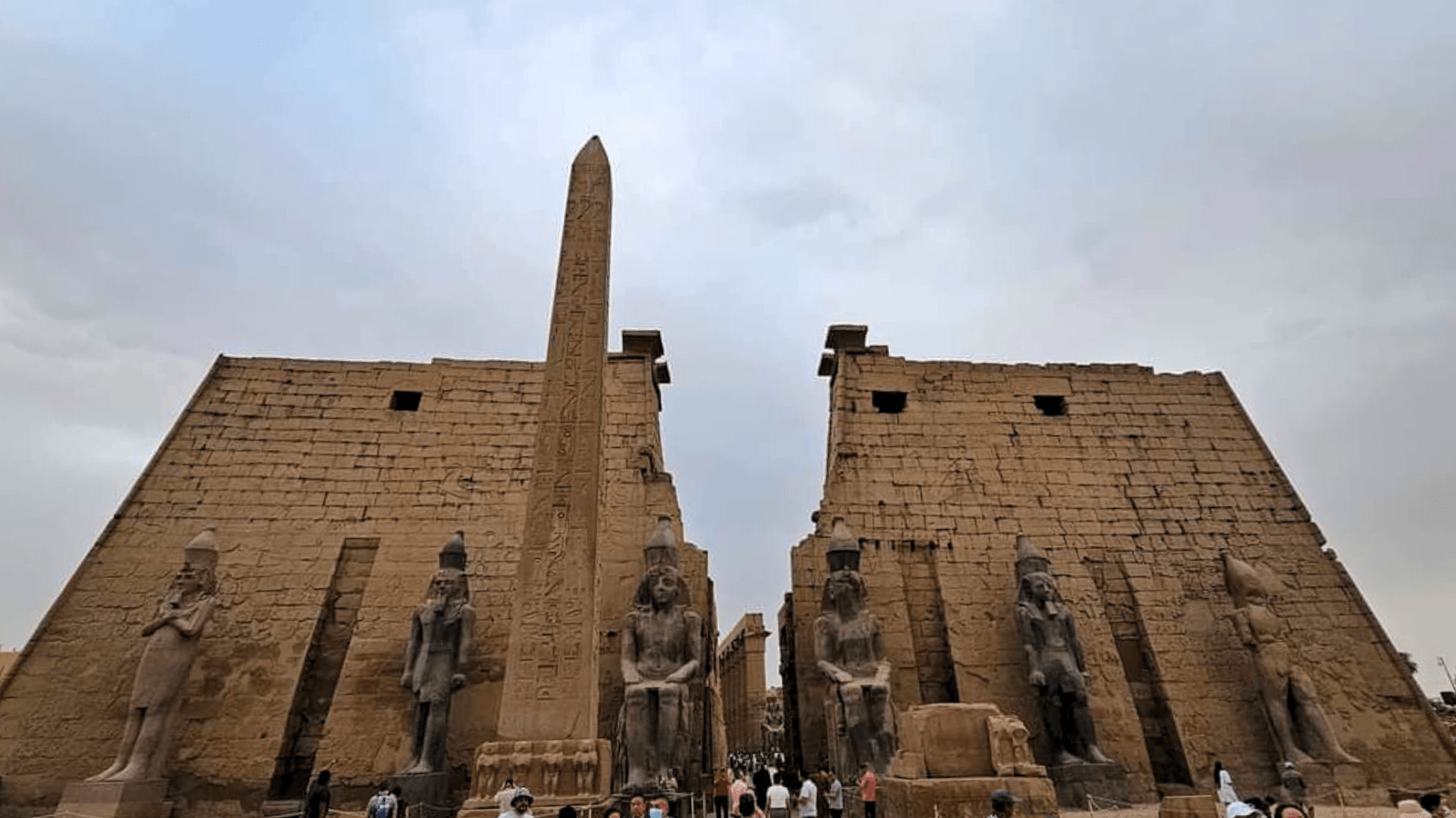 Family Travel Guide to Egypt: Tips for a Perfect 15-Day Family Adventure . banner