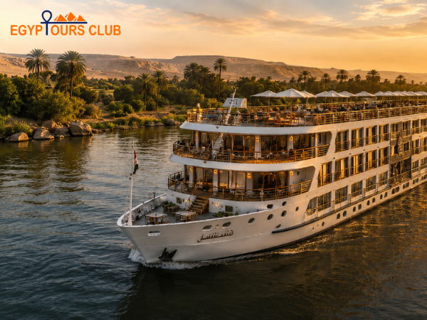 4 Days Nile Cruise from Aswan to Luxor.