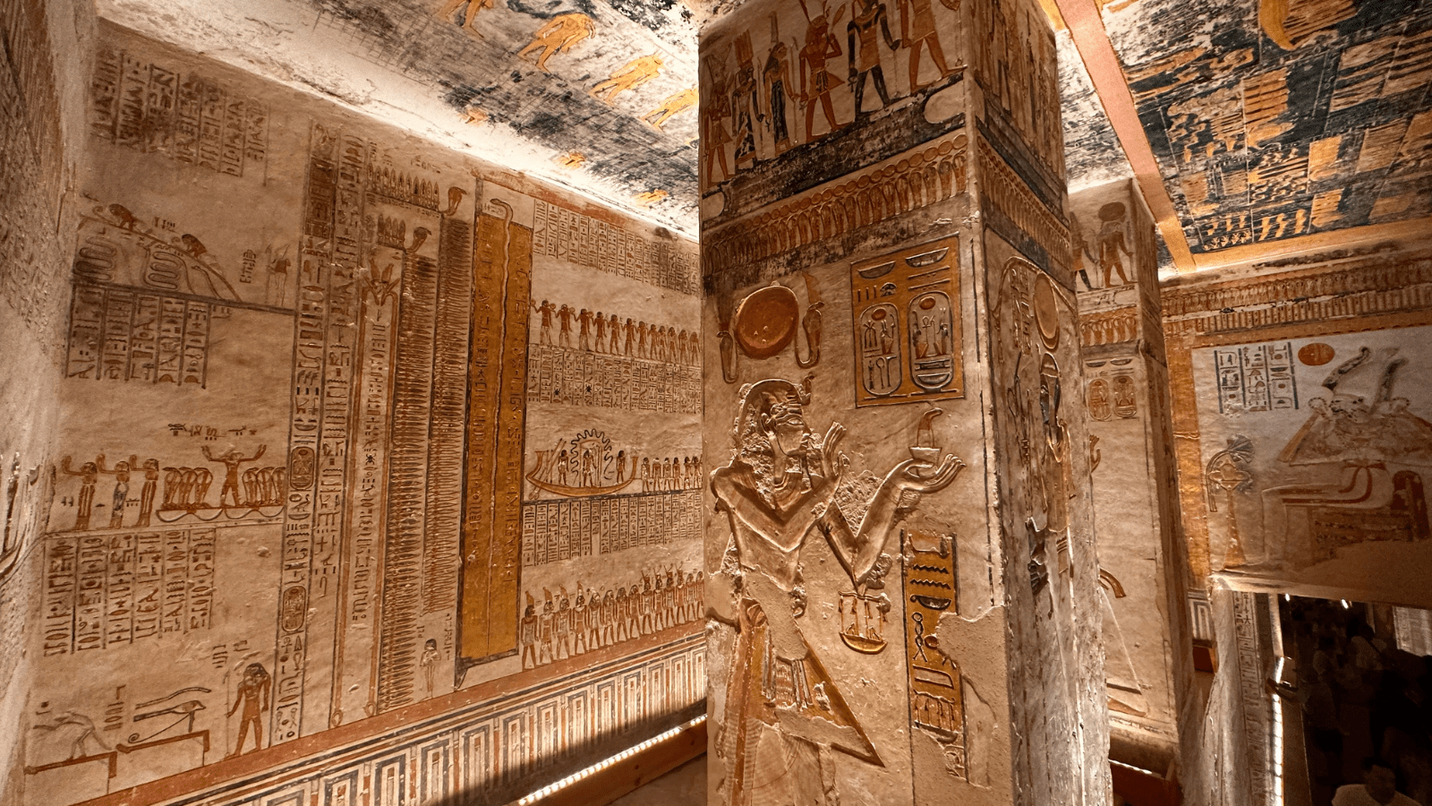 The Golden Shadow of Egypt – Eclipse, Temples & Red Sea . gallery