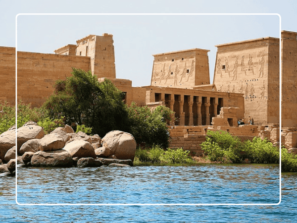 Visita al tempio di Philae.