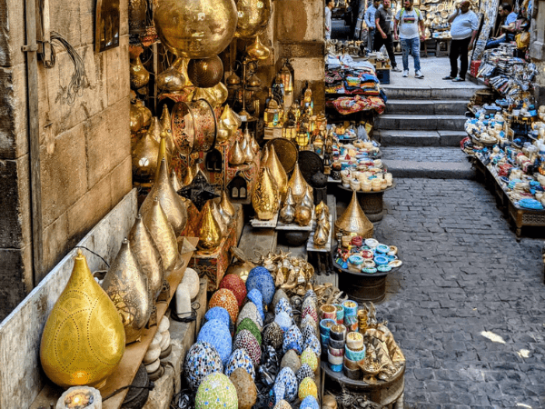 Bazar de Khan El Khalili caminando