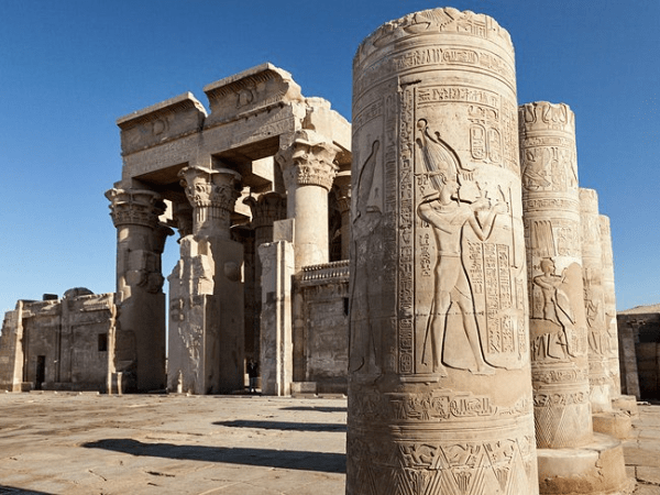 Esperienza di attraversamento della chiusa di Esna.