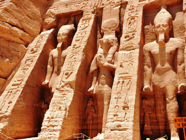 Templos de Abu Simbel (Tour opcional)