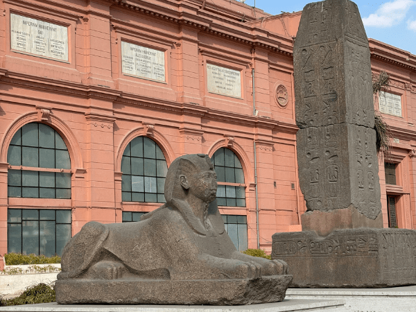 El recorrido por el Museo Egipcio.
