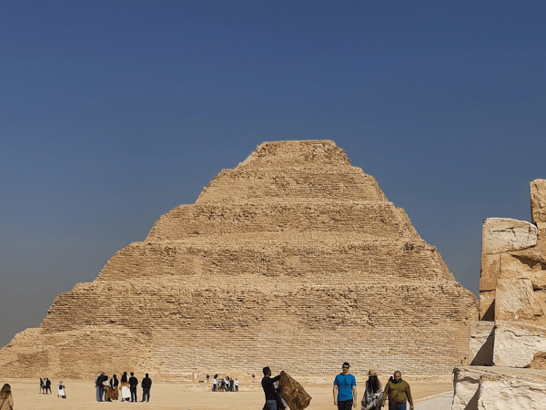 Tour por Saqqara